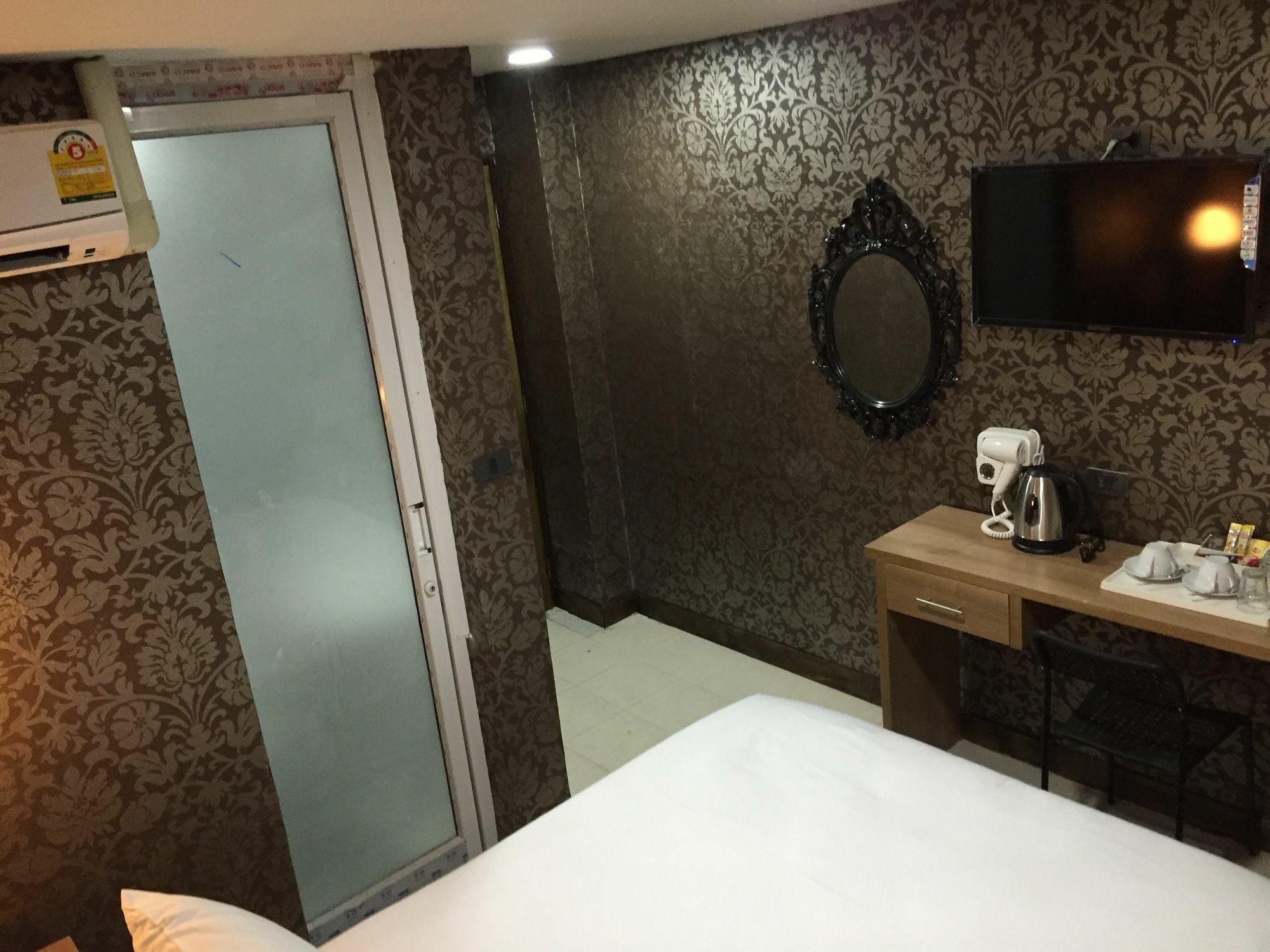 Harrys Suite Hotel Μπανγκόκ Εξωτερικό φωτογραφία